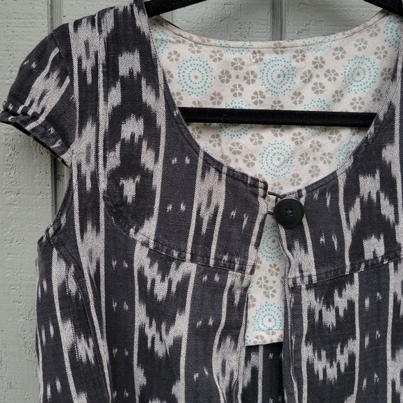 Vintage Aztec Cover-Up 🖤 - Picture 5 of 5